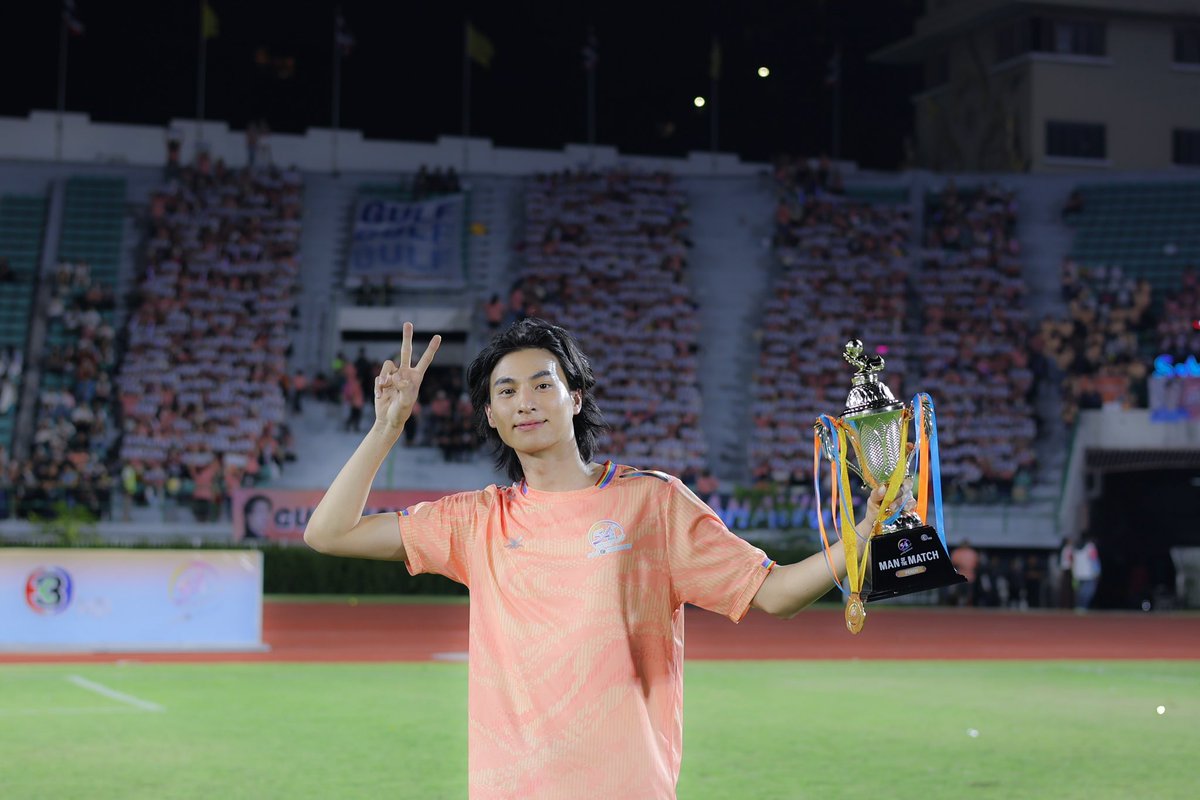 Gulfkanawutofc's tweet photo. Unconditional Love For #GulfKanawut​ ❤️

5M HEARTS FOR GULF
#CongratsGulf5M https://t.co/zVB0okFG7l
