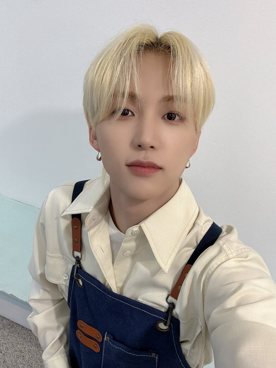 TNX_twt's tweet photo. 😛😛

#TNX 
#은휘 #HWI https://t.co/5aNDqCU9mq