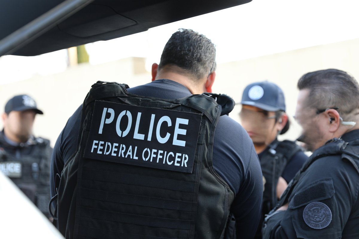 ARCHIVED: DHS Deputy Secretary (@dhs_depsec) on Twitter photo It's a new year at <a href="/DHSgov/">Homeland Security</a>, but our mission - to safeguard the American people and our homeland - is unchanged. Throughout the next two weeks, I’ll highlight some of our team's work. Join me in recognizing and thanking them for all they do to keep us safe and secure. #WeAreDHS It's a new year at <a href="/DHSgov/">Homeland Security</a>, but our mission - to safeguard the American people and our homeland - is unchanged. Throughout the next two weeks, I’ll highlight some of our team's work. Join me in recognizing and thanking them for all they do to keep us safe and secure. #WeAreDHS