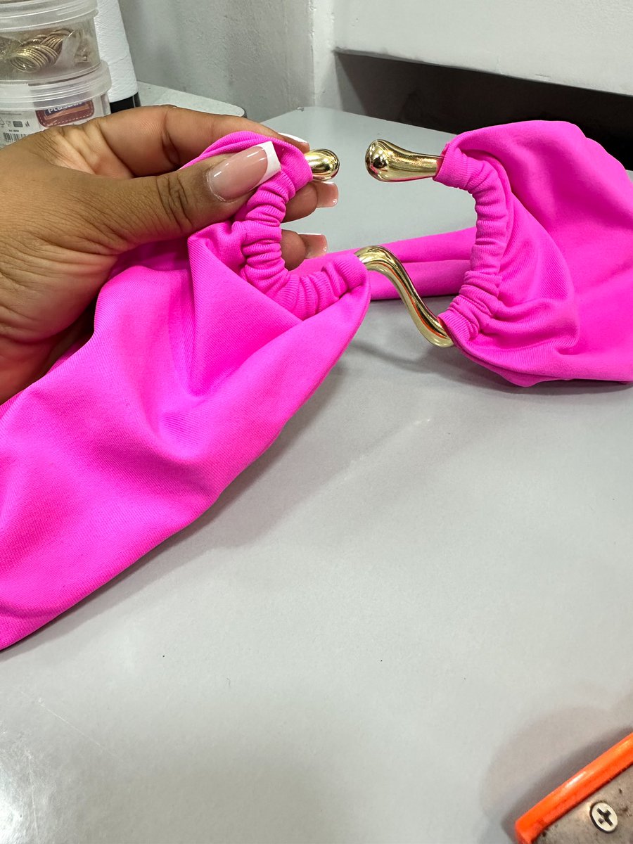 souJully_'s tweet photo. Ah, esses detalhes ✂️✨

❌ Estarei de recesso a partir de amanhã, até dia 20 Janeiro.

INSTA:  USSEBUTTERFLY https://t.co/uUUEoPLyYb