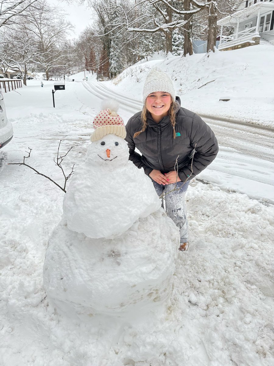 My girl Brinkley with her snowWOMAN and her shoveled sidewalk. #LadyGalesbuildsnowwomen #LadyGalesTandF