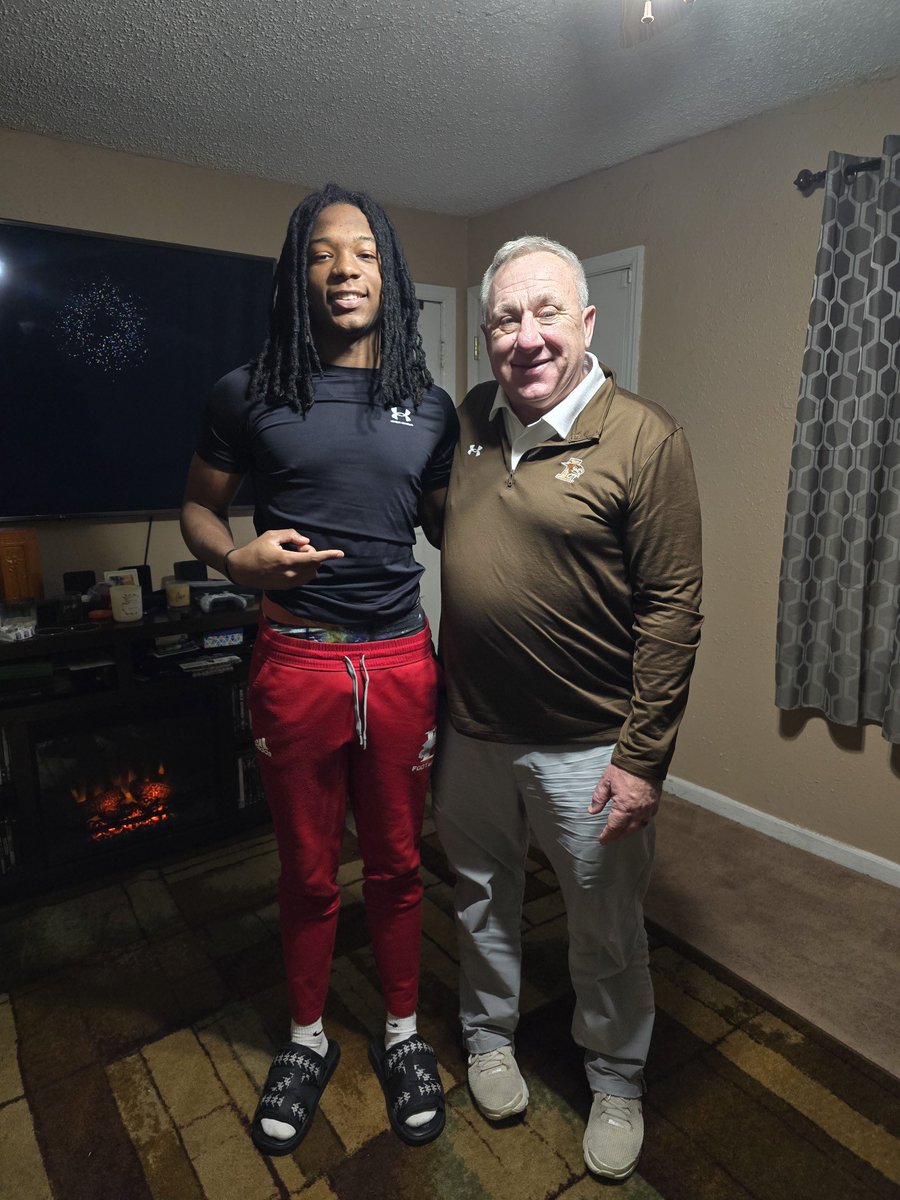 Austin Kent (@axstinkent) on Twitter photo Thank you <a href="/CoachRichNagy/">Rich Nagy</a> & <a href="/LehighFootball/">Lehigh Football</a> for stopping by to speak with me today <a href="/EastNash_FB/">East Nashville HS FB</a> <a href="/_Elite3/">ELITE 3</a>🔺<a href="/RileyElite3/">Riley Howard III 🇲🇭</a> <a href="/3DHarris/">D. Harris</a> <a href="/Twin_Johnson4/">Will “Coach Twin” Johnson 🔺</a> <a href="/JDWright64/">J Wright</a> <a href="/CoachNation15/">Coach Nation</a> Thank you <a href="/CoachRichNagy/">Rich Nagy</a> & <a href="/LehighFootball/">Lehigh Football</a> for stopping by to speak with me today <a href="/EastNash_FB/">East Nashville HS FB</a> <a href="/_Elite3/">ELITE 3</a>🔺<a href="/RileyElite3/">Riley Howard III 🇲🇭</a> <a href="/3DHarris/">D. Harris</a> <a href="/Twin_Johnson4/">Will “Coach Twin” Johnson 🔺</a> <a href="/JDWright64/">J Wright</a> <a href="/CoachNation15/">Coach Nation</a>