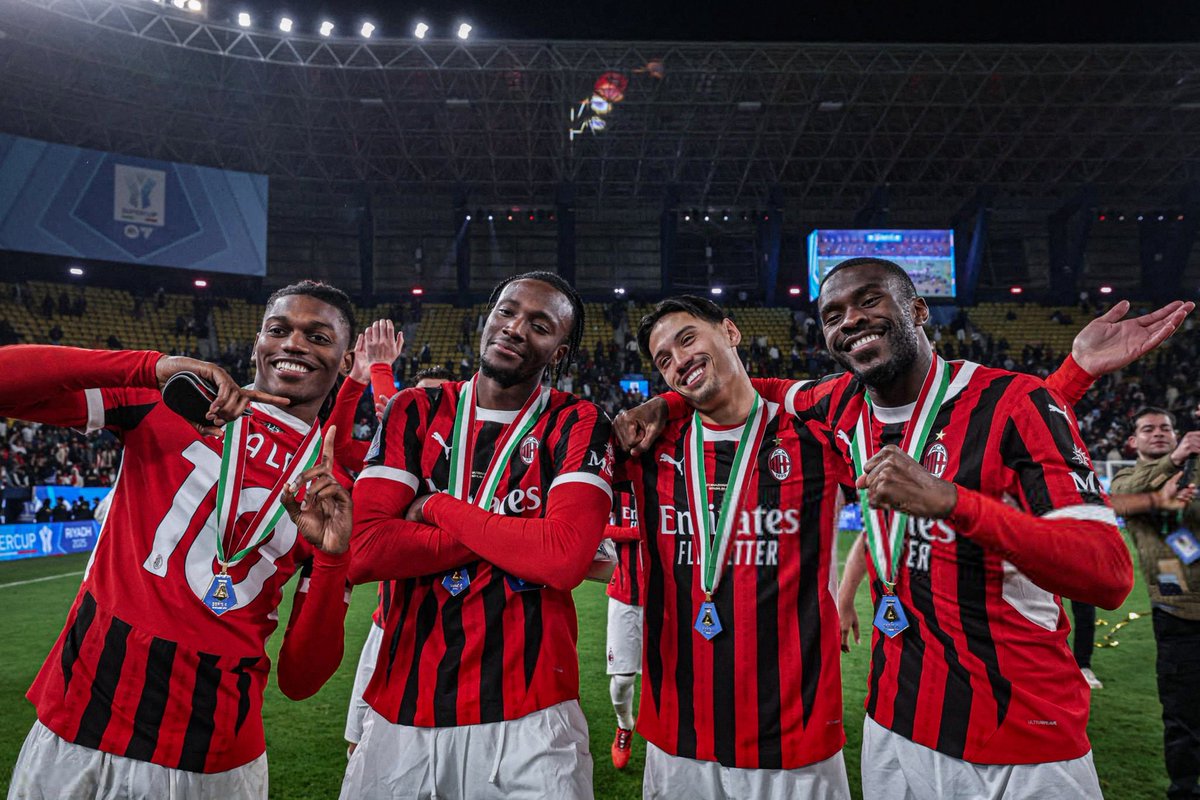 MohanadACM's tweet photo. LEAO, ABRAHAM, REIJNDERS &amp; TOMORI 🏆🤷🏽‍♂️ https://t.co/j2Yv7QeSzp