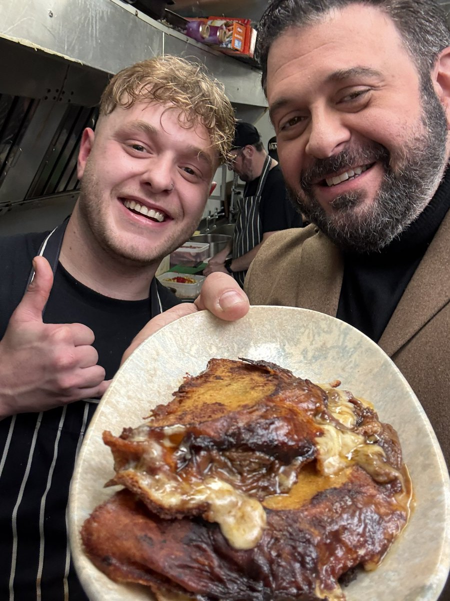 Adam Richman tweet media