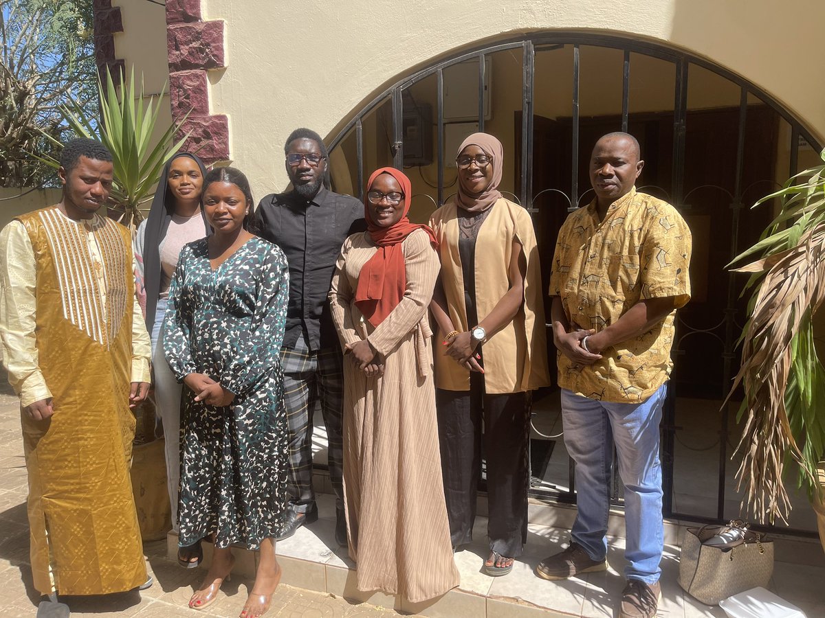 WojagOfficial's tweet photo. Earlier today our Executive Board member @KBokum_ represented the association to a partnership meeting with #YoMIL Gambia. During the meeting she discussed WoJAG’s interest to collaborate with industry players to continue amplifying the voices of Gambian #women and girls. https://t.co/bVsi7LEXZh