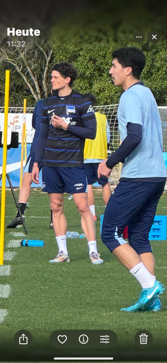 stebar35's tweet photo. 2. Tag: Intensives Turnier unter den Augen von Schiri Fabi 💪🏻 HaHoHe💙🤍 https://t.co/q84EB3368f
