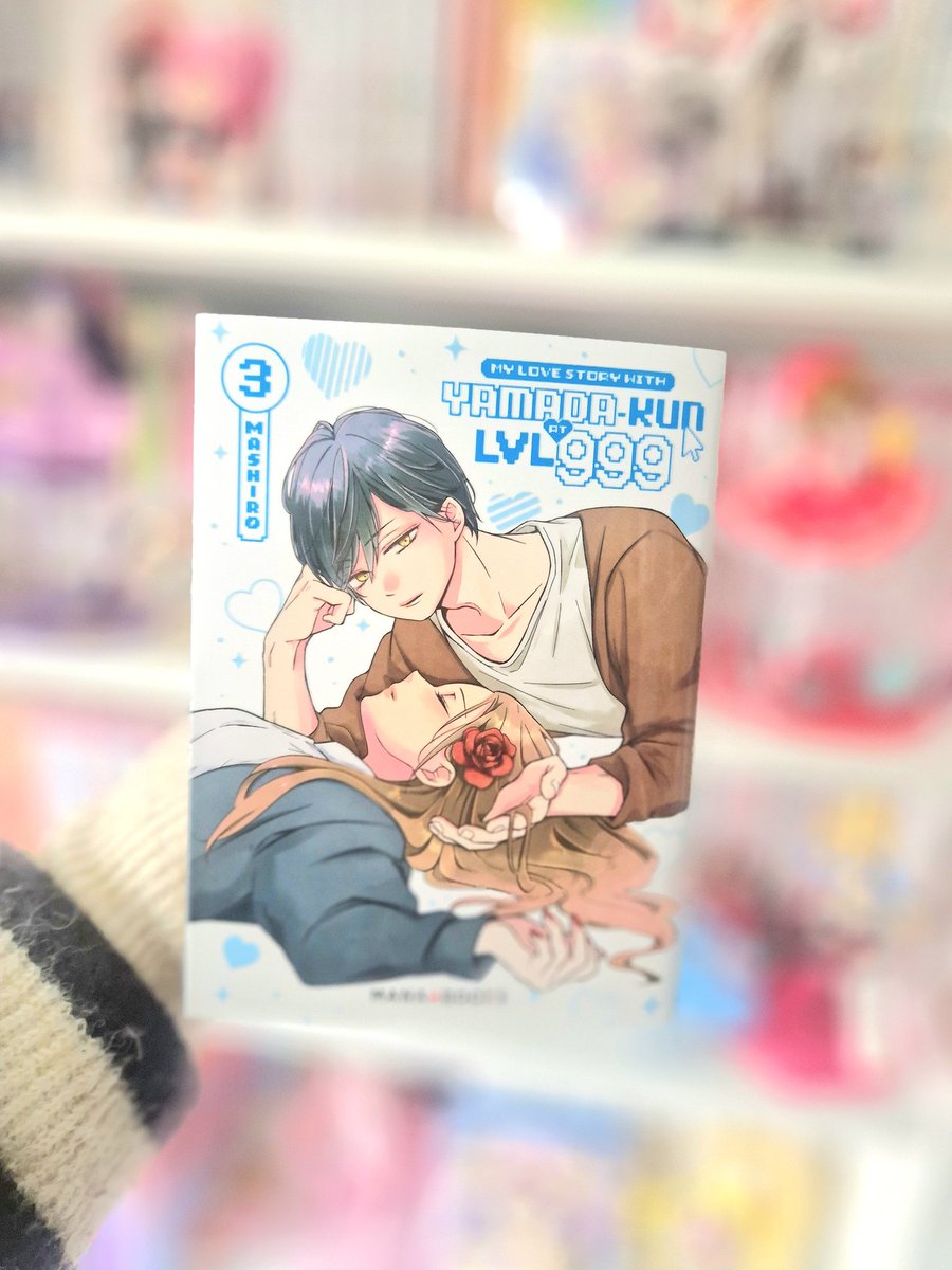 SayaHaruna17's tweet image. Que de belles lectures que j'attendais avec impatience ♡
#yamadakunlvl999 (@Mana_Books_), #soundsoflife (@AKATAmanga). Les relations se développent et c'est beau. Sans oublier le Tome de #WhisperingYouALoveSong (@TaifuYuri) et celui de #yona (@pikaedition) que jai pas encore lu