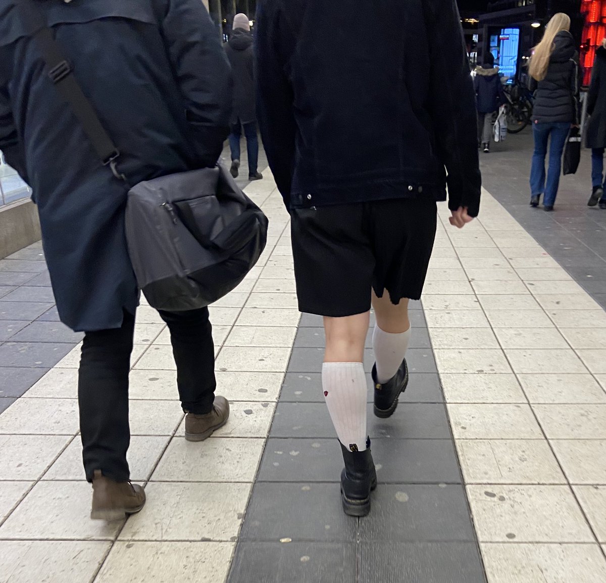 Kickelina tweet media