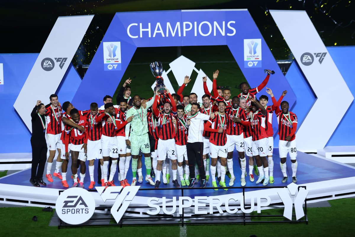 ...quando vinci un derby vinci due volte 😍 SUPER CAMPIONI 🏆
 #strameritata #SuperCoppa