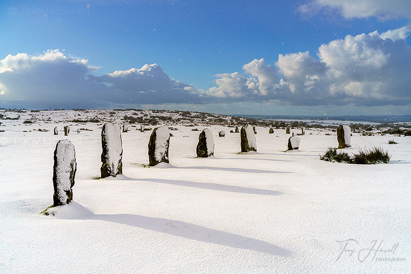 TheCarceri's tweet image. NIGHT PRAYER:
Lord of all creation, help us to live to the pulse of the land, to the rhythms of the seasons, and to find beauty in all you have made. As we turn from our darkness and move into your gentle light, may your Spirit bring us true freedom.

The Hurlers, Bodmin Moor.