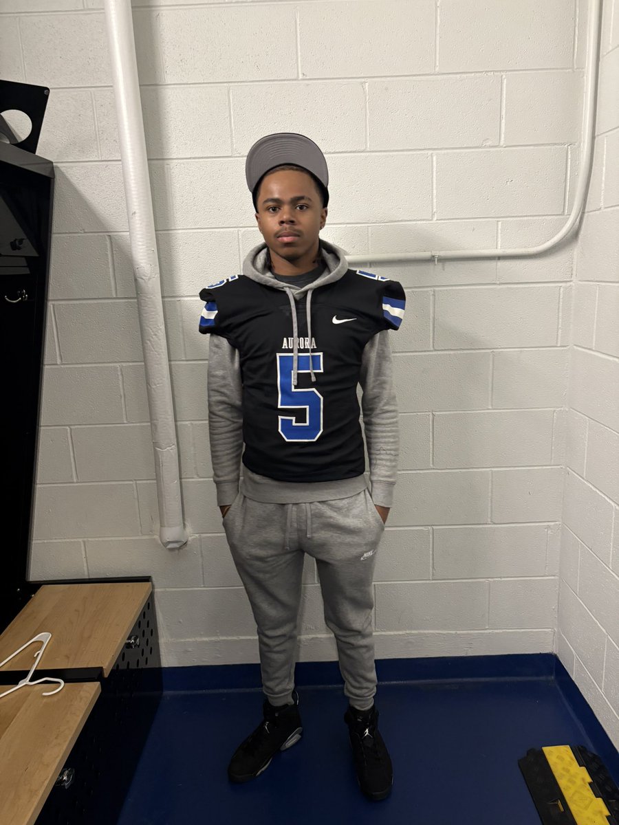 Jayvion Williams (@jayvionamari) on Twitter photo I am blessed to receive a offer from Aurora University
<a href="/MichaelBoland15/">Michael Boland</a> <a href="/AU_SpartanFB/">Aurora University Football</a> I am blessed to receive a offer from Aurora University
<a href="/MichaelBoland15/">Michael Boland</a> <a href="/AU_SpartanFB/">Aurora University Football</a>