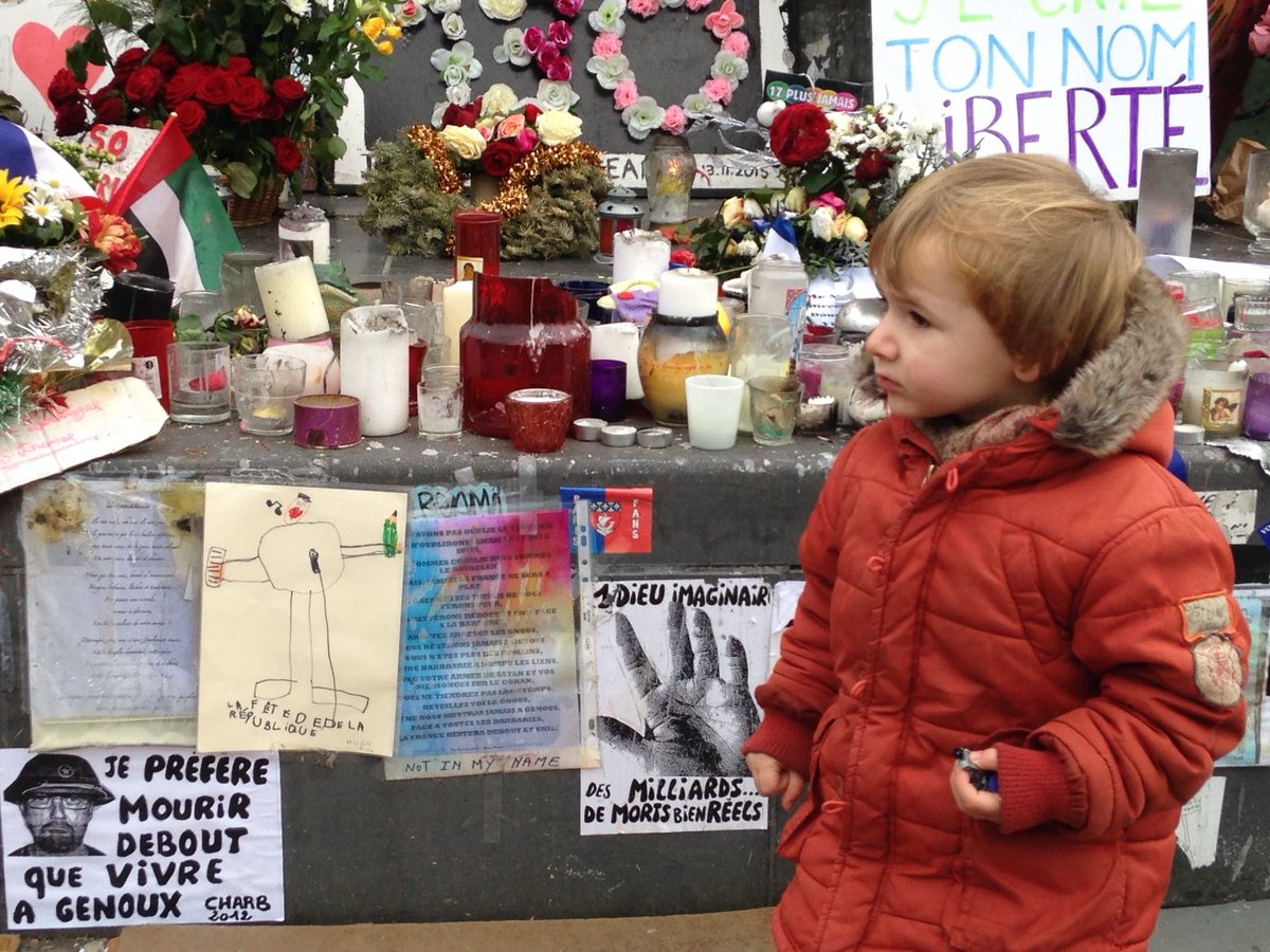 Charlie, dix ans. Se souvenir encore et toujours 😔.