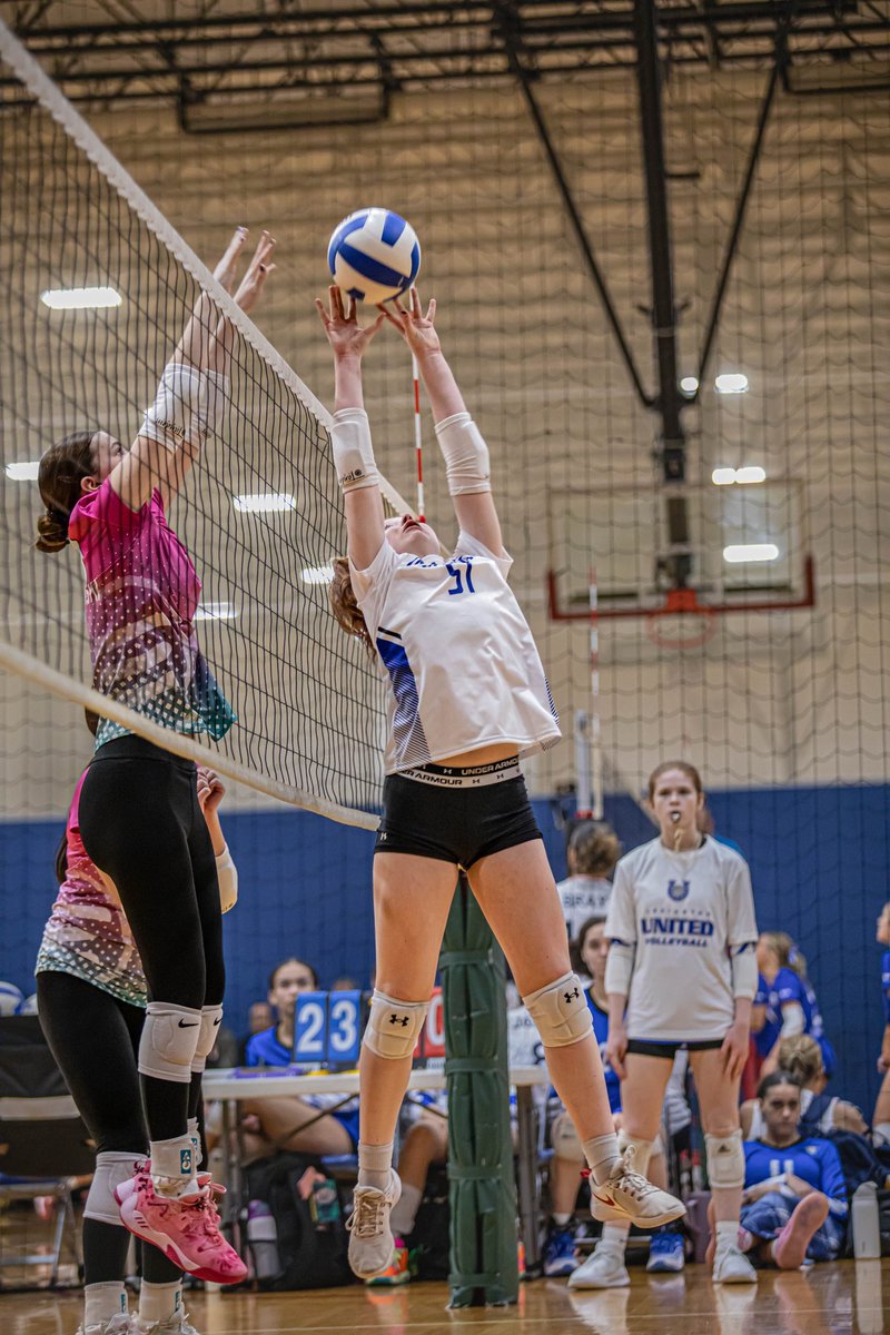MrsLChase's tweet photo. Day 1 of MEPL with @TheAcademyVB 15-3 Copperheads….perfect team name for my redhead setter! https://t.co/yxpTAGUOyS