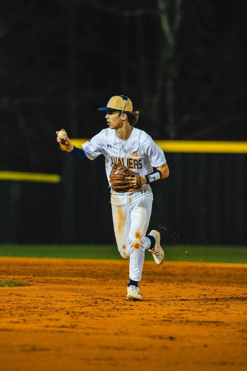 Blessed to be chosen as a finalist for the Charlotte Area Rising Star of the Year Award! Big Thank you to <a href="/HotStoveDinner/">Hot Stove League Baseball and Softball Awards</a> and <a href="/SCSportsReport/">Tripp Roakes</a> for this great honor!
<a href="/jakerobbins49/">JAKE ROBBINS 🇺🇸</a> <a href="/CuttyCavsBBall/">Cuthbertson Baseball</a> <a href="/SBATheShow/">Showcase Baseball Academy</a> <a href="/FlatgroundBats/">FLATGROUND Hitting</a>