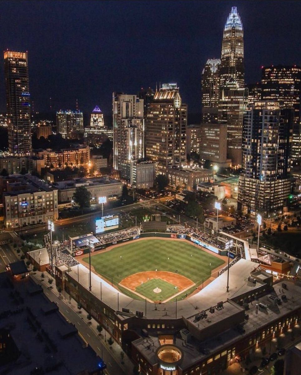 nut_history's tweet photo. Truist Field is absolutely stunning https://t.co/7MitE9nQui