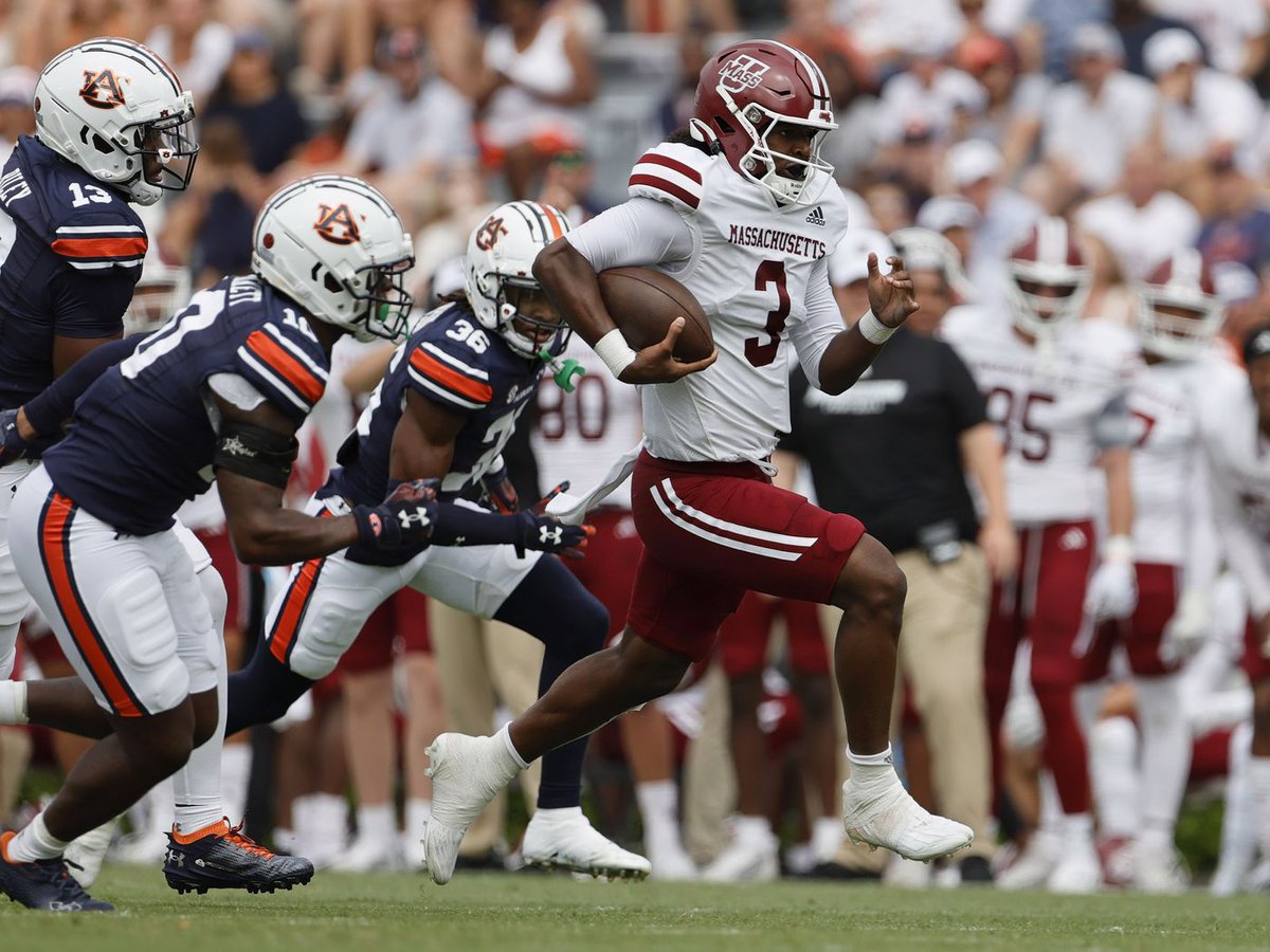 AFTER A GREAT CONVERSATION WITH <a href="/OLINEPRIDE/">Kurt Anderson</a> I AM BLESSED TO RECEIVE AN OFFER FROM <a href="/UMassFootball/">UMass Football</a> <a href="/train0187/">TRAINBUILT PERFORMANCE</a>     <a href="/coach__jwhite/">JayJay White</a> <a href="/GregPort17/">Greg Porter</a>