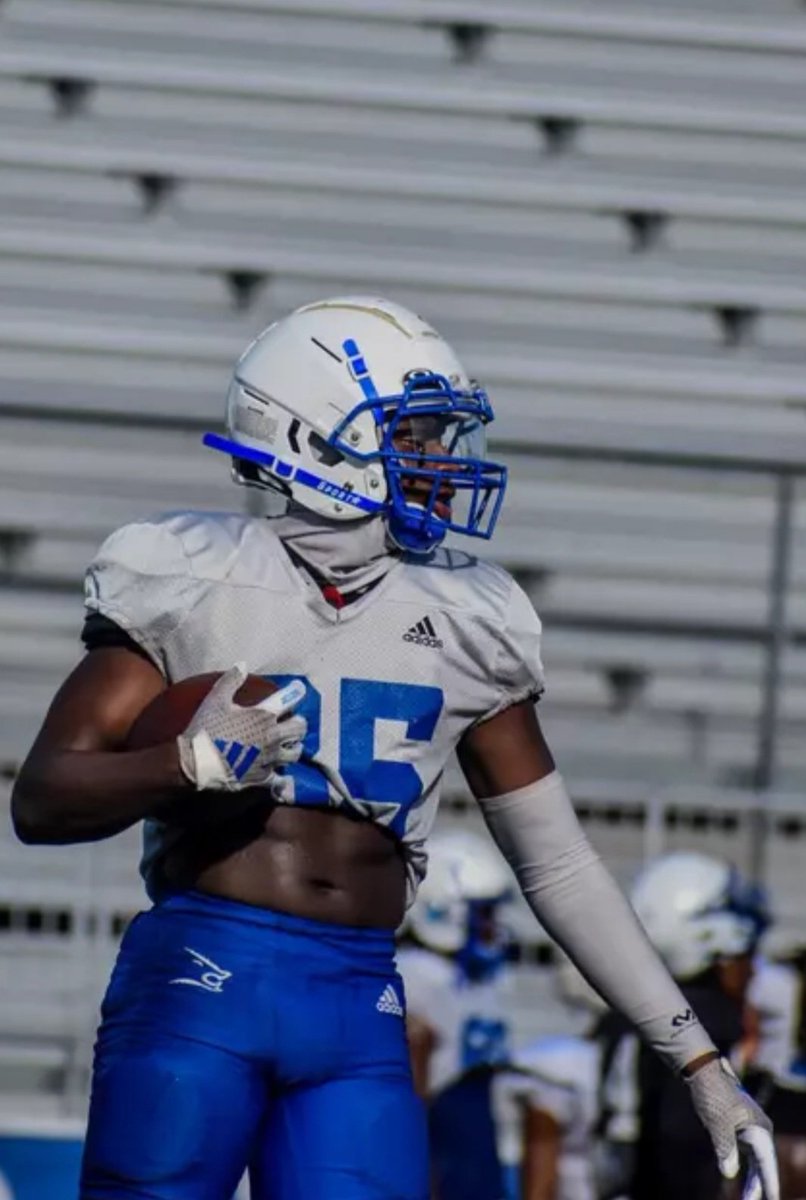 Blessed to see 19 🎂 <a href="/JavelinaFB/">TAMUK Javelina Football</a> <a href="/MrAktion23/">Kerry Jackson</a> <a href="/LadyLornnaJ/">Lornna Jackson</a> can't wait till spring 😈 @CoachMoneyTAMUK