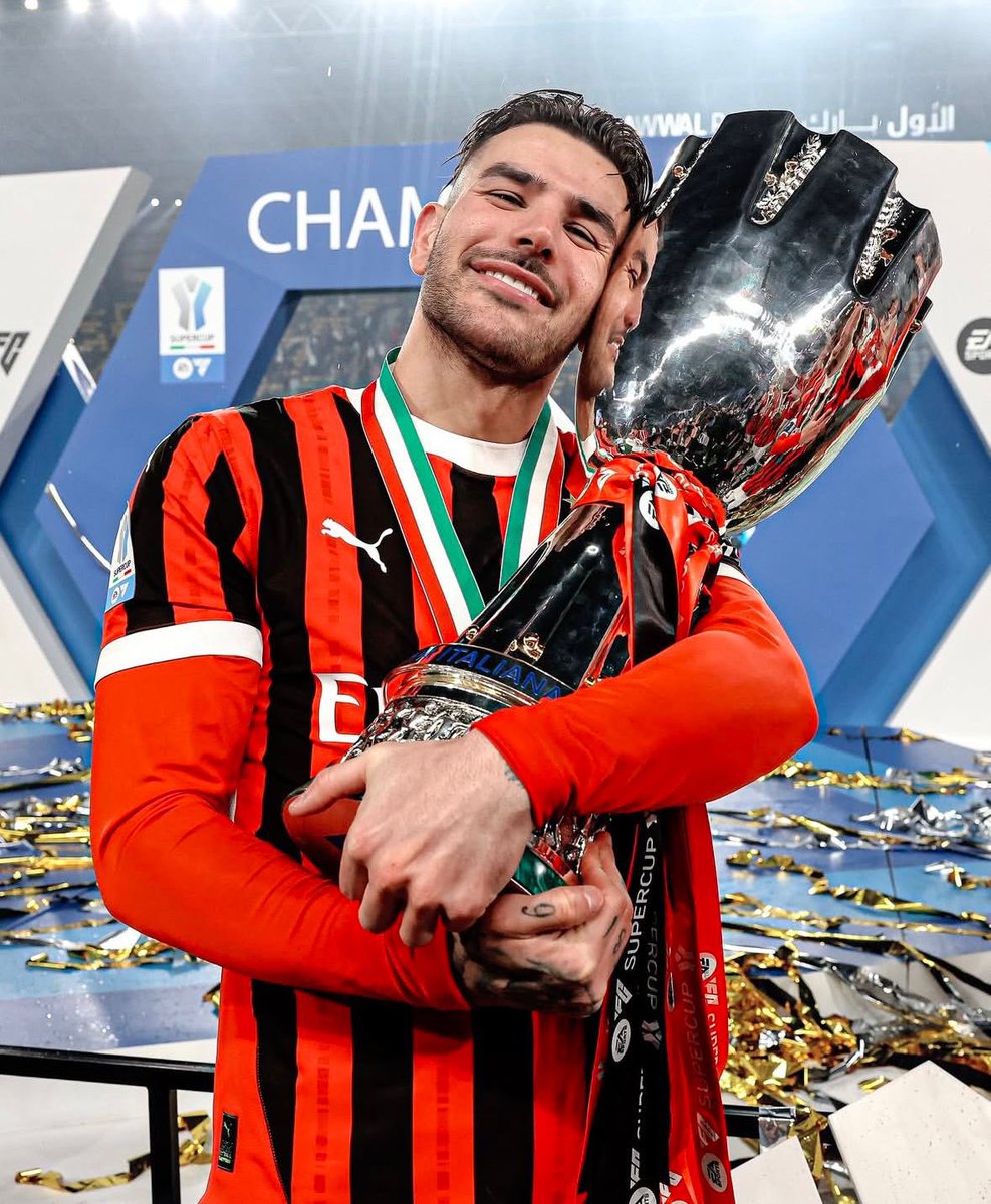 Theo Hernandez tweet media