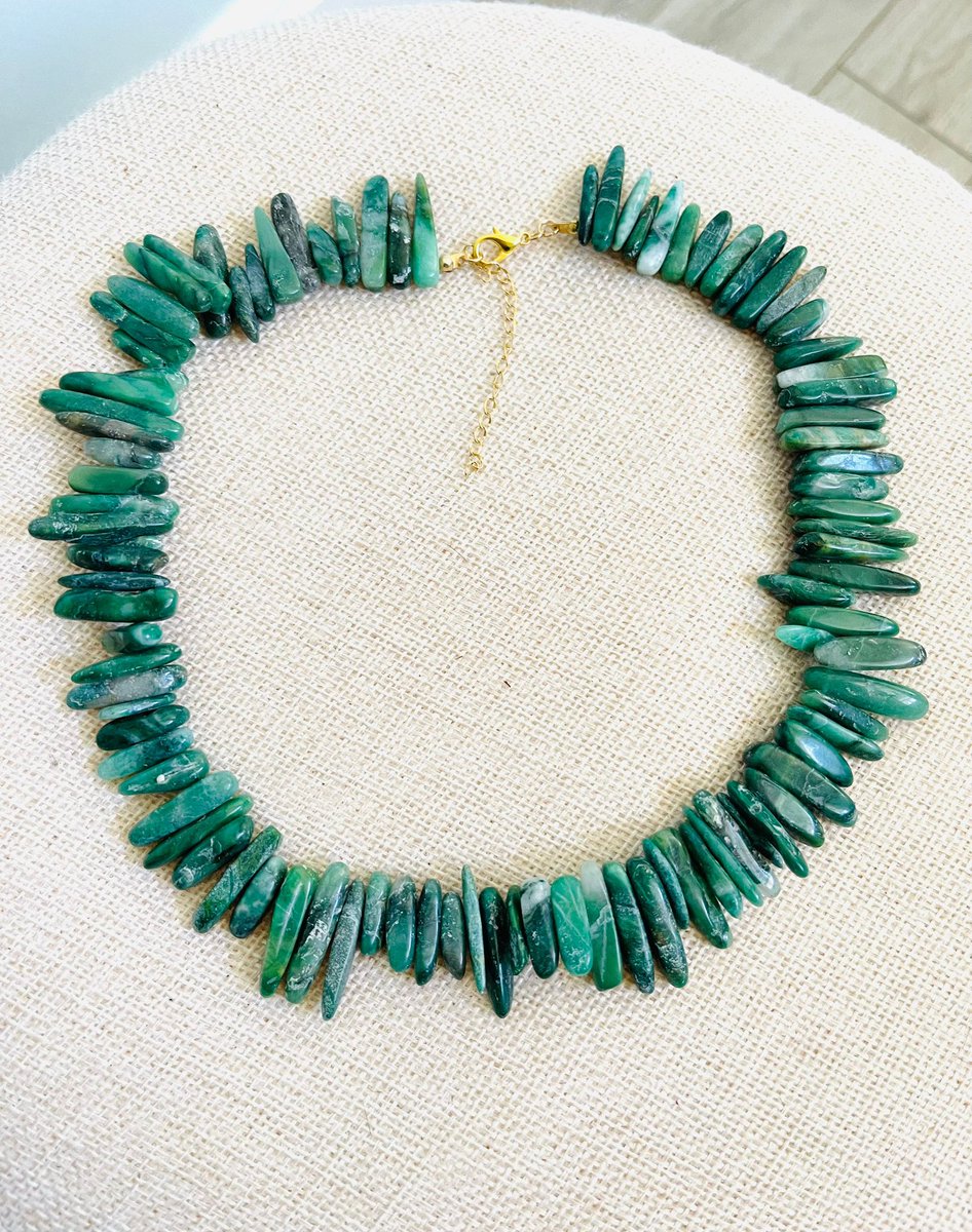AlicesTreasureb's tweet image. alicesbox.etsy.com/listing/120321… 
Green  Amazonite Gemstones Necklace 
#Jewelry #GemstonesNecklace #AmazoniteNecklace #HandmadeJewelry #Handmade