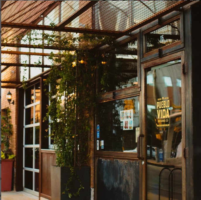 SunshineMileRV's tweet image. We’re thrilled to partner with @PuebloVida ! 🎉 All Sunshine Mile RV Park guests can grab a handout in the Park Office for $1 off their first beer at Pueblo Vida Brewing Co. 🍻Founded in Tucson in 2014, Pueblo Vida is committed to quality, creativity, and community! #SupportLocal