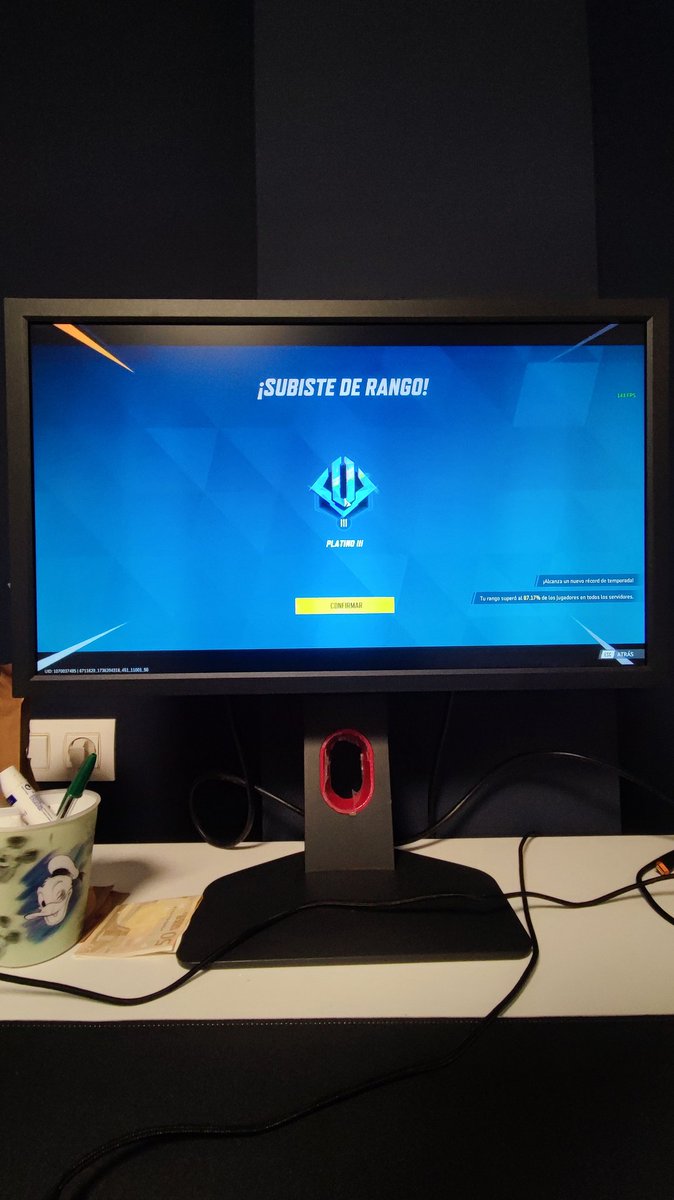 Te dedico el Platino mi niña <a href="/itskarinaribe/">karina</a> 😁💪