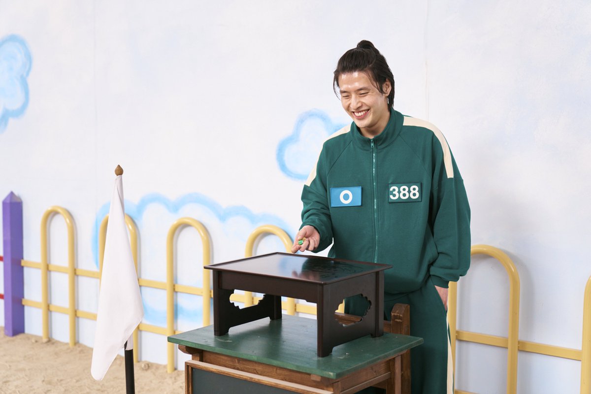 marinuel90's tweet photo. 강하늘 찍히는 비하인드컷마다 활짝웃고있어 아기햇살☀️ https://t.co/eY6XODGEdn