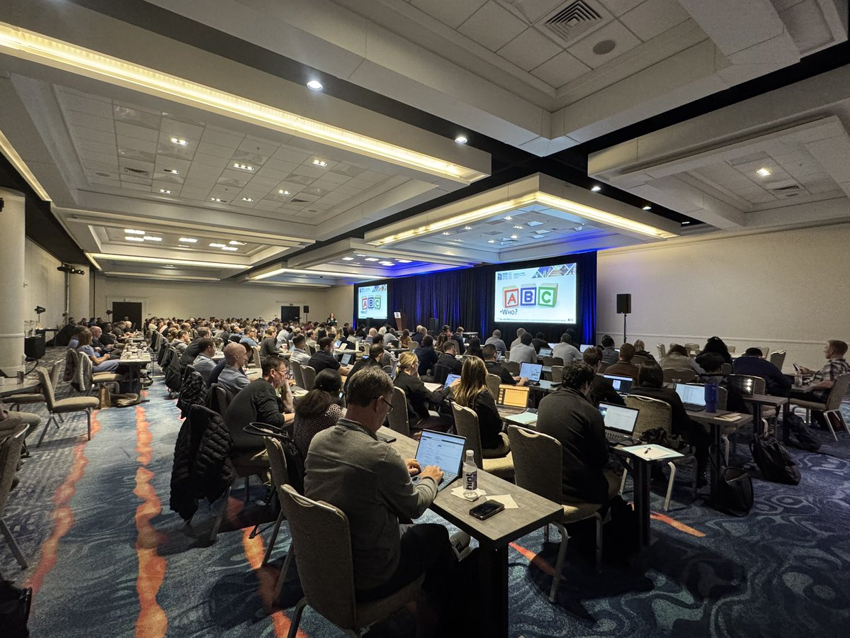 Andra Farcas, MD (@andramf) on Twitter photo Day 1 of <a href="/NAEMSP/">NAEMSP</a> Medical Directors Course - full house! #NAEMSP2025 Day 1 of <a href="/NAEMSP/">NAEMSP</a> Medical Directors Course - full house! #NAEMSP2025