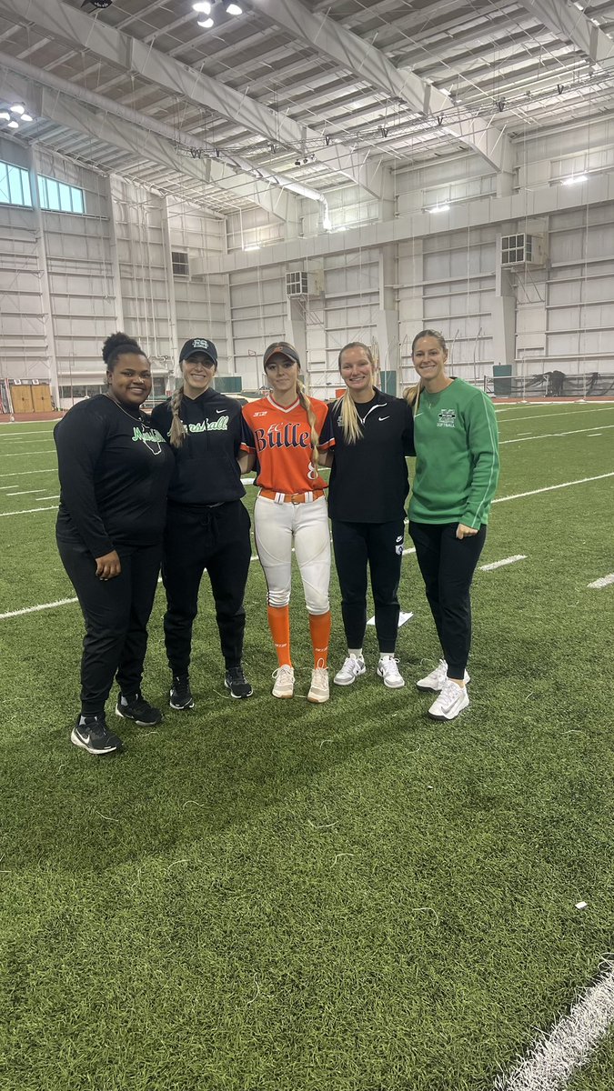 Thank you to <a href="/HerdSB/">Marshall Softball</a> for hosting an amazing camp yesterday! I received a lot of feedback and can’t wait to continue to work on it.