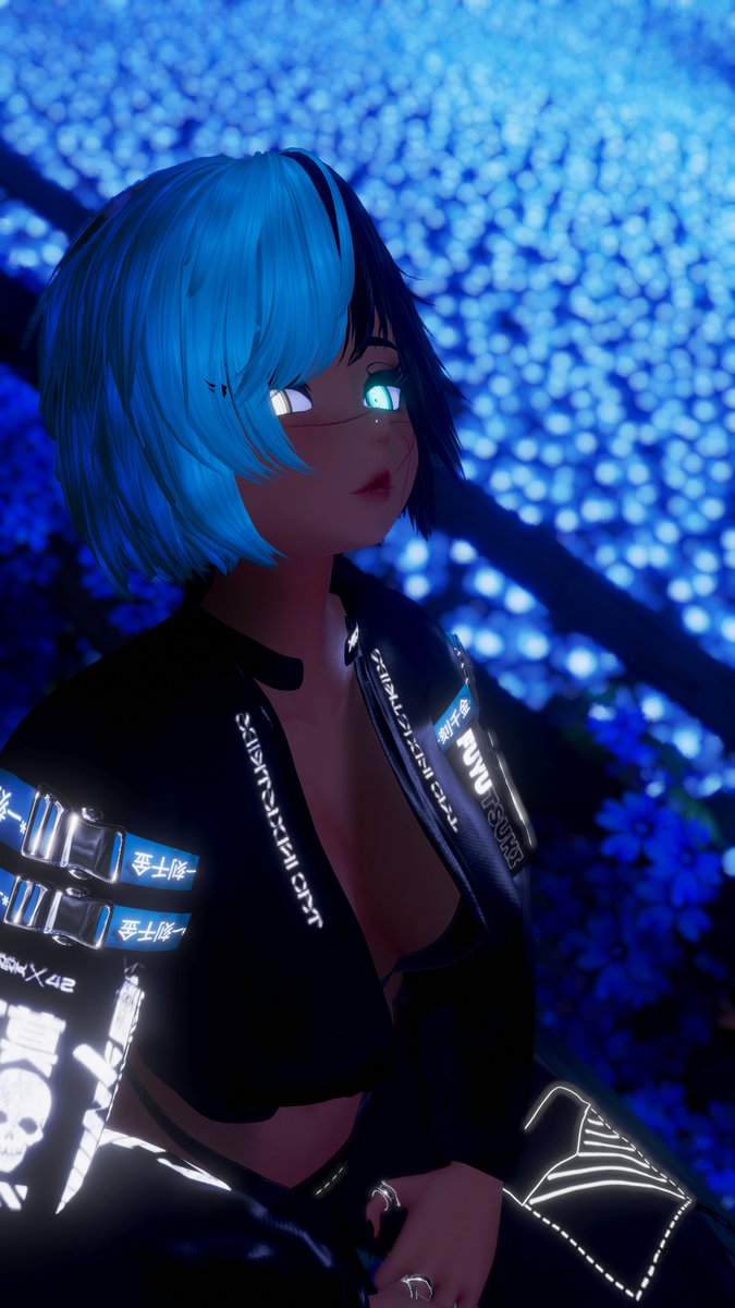 HeyItsVi's tweet image. Split spirit.