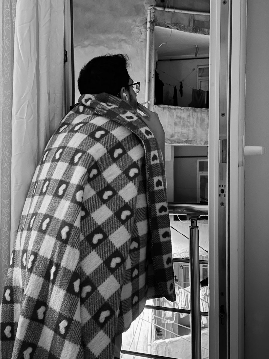 Sen benim geceleri uyuduğumu mu zannediyosun memati ?