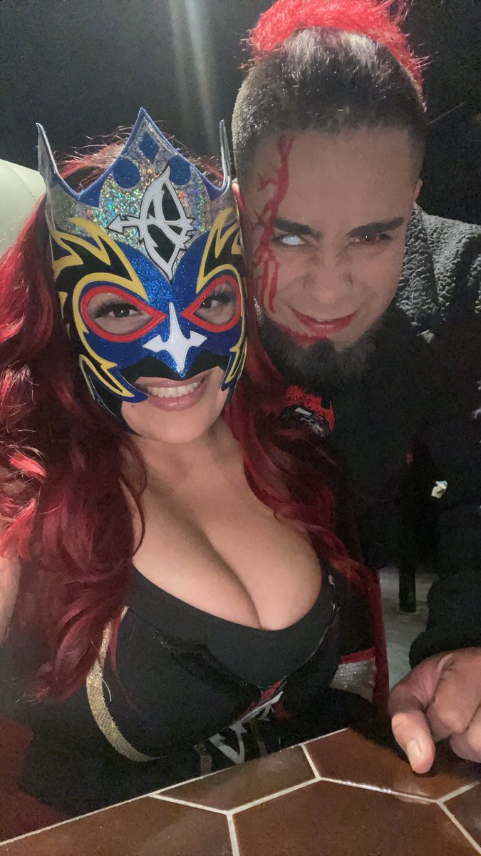 <a href="/doblecara/">Edel Quinn Maglapid</a> 👊🏼