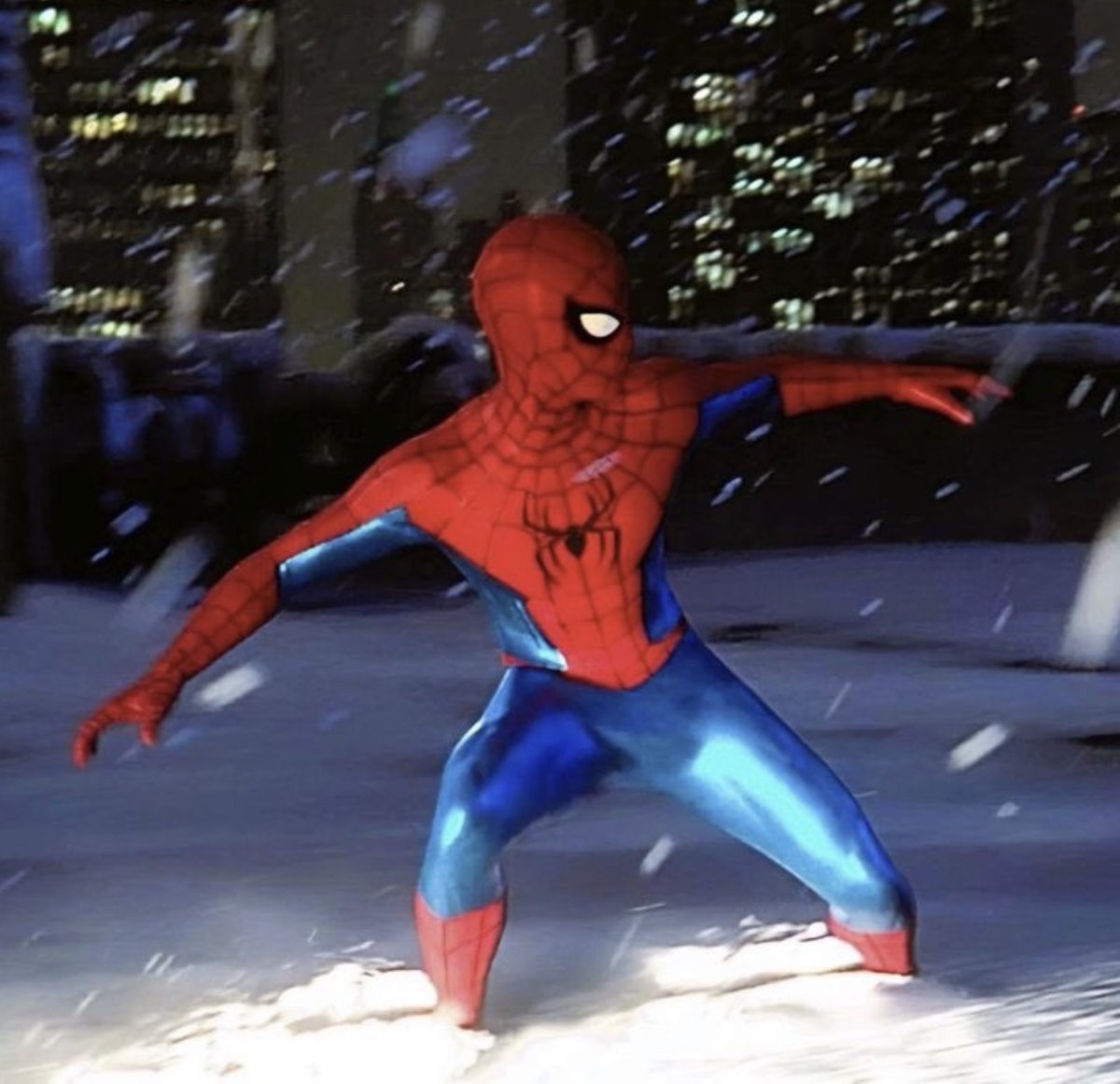 JoshuaM37848390's tweet photo. Which Spider-Man suit is better? https://t.co/SMV6q15sEF
