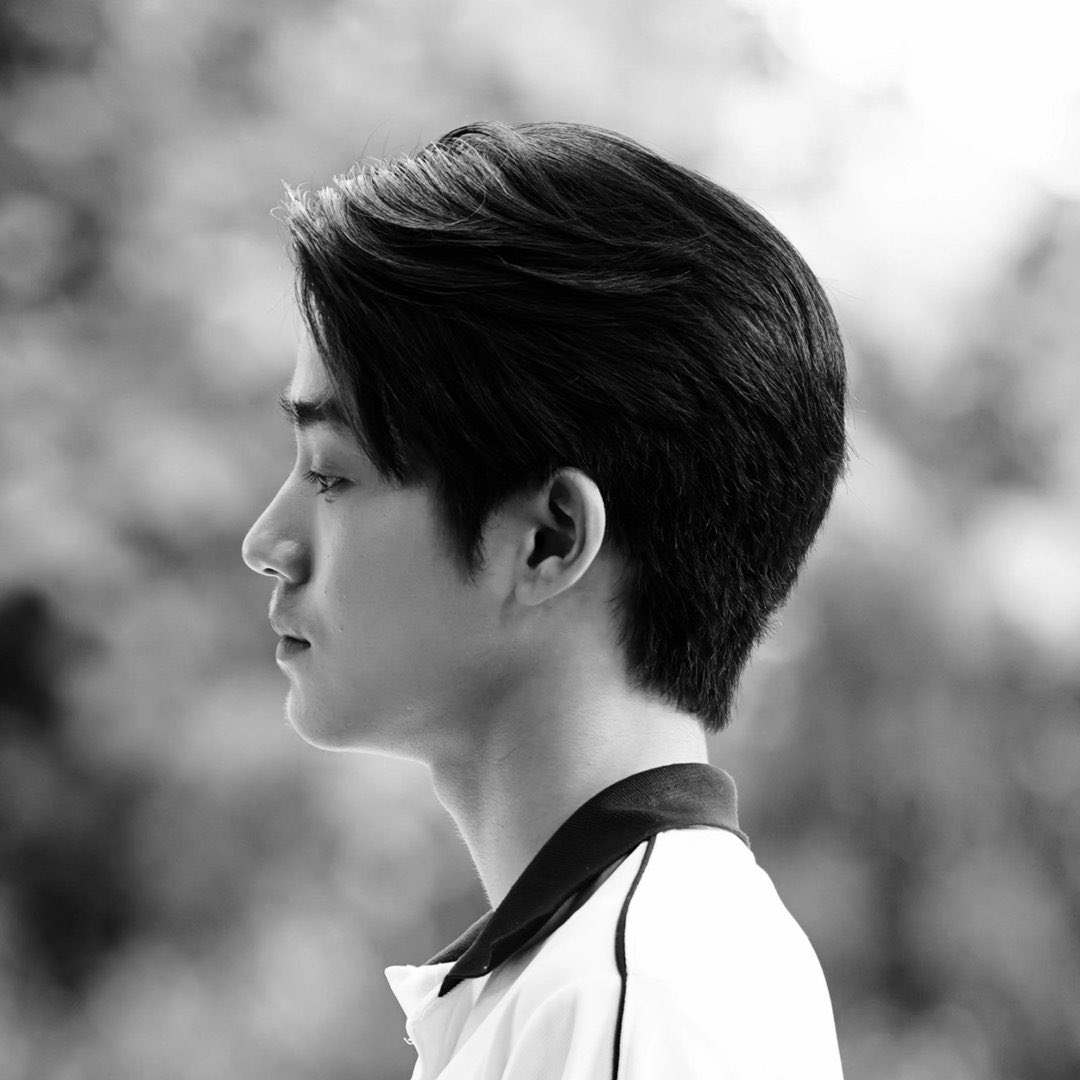 allypumond's tweet photo. แอลม่อนมาเปลี่ยนรูปดิสไอจีแล้ว หล่อมาก เป็นรูปหันข้างเท่ๆ มุมไหนก็หล่อจริงคนนี้ แล้วรูปเต็มของดิสคือรูปที่ยืนกับโปรเกรสด้วยอะ ตอนปุณณ์งอนโน่ แล้วโน่ง้อแบบทำหน้าหงึ น่ารักมากกก🤏🏻🥺

#Almondbabybigboy https://t.co/fxwqakB5Uo