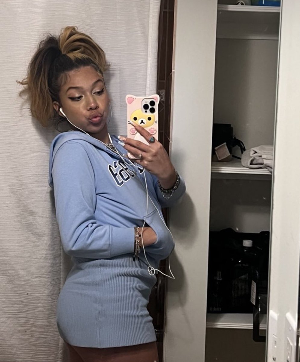 macyndagoat's tweet image. My #deepest bag !