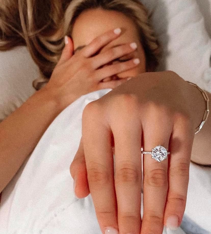 at the start of the new year, she said yes 💍 ❤️ 🎆