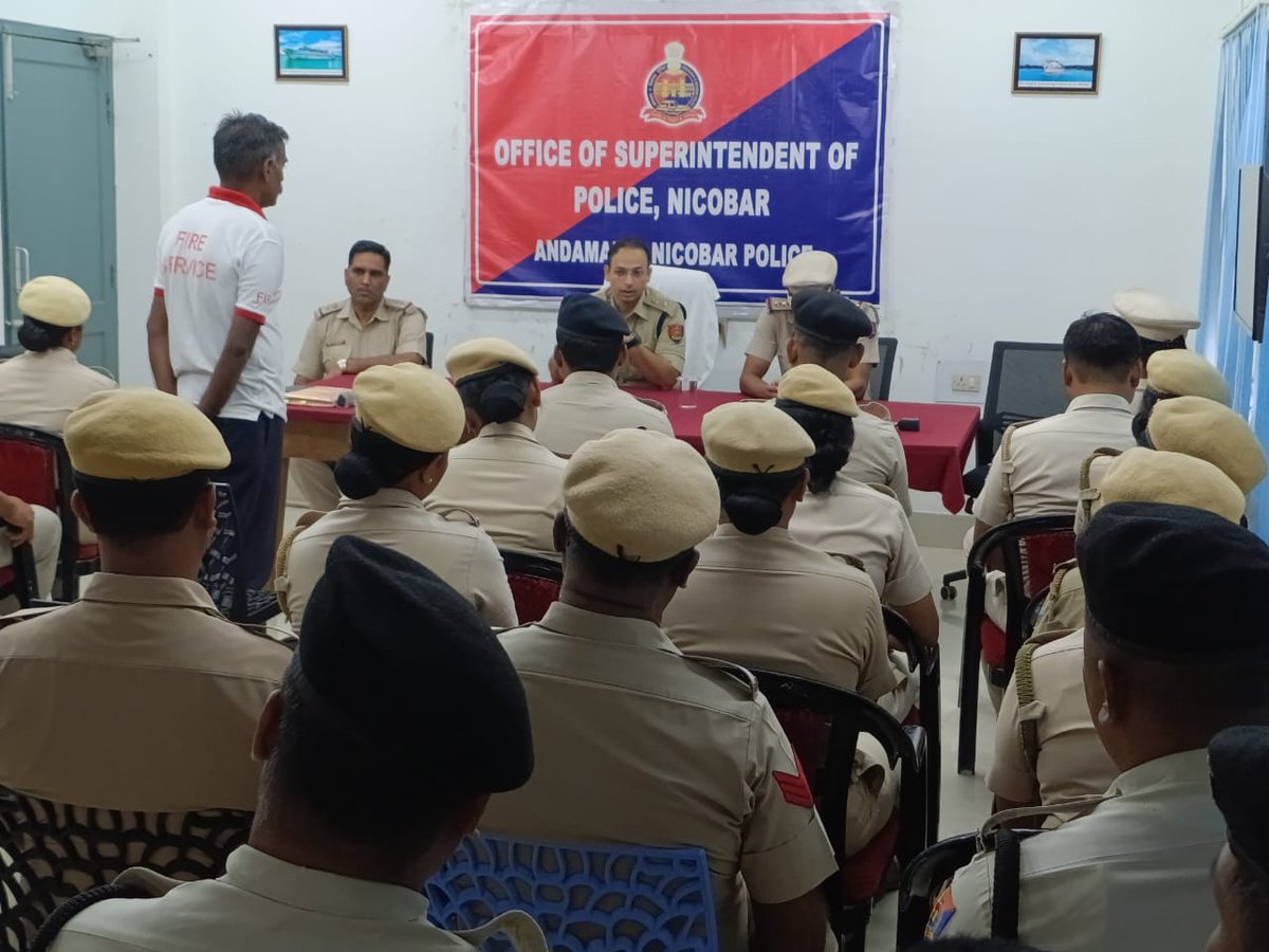 FireService_ANP's tweet photo. Police personnel of Nicobar district were given training in essentials of Fire Fighting by #FSCarNicobar.
SP Nicobar encouraged the participants by attending the session and highlighting the importance of Emergency Response & Disaster Preparedness. https://t.co/oJyJedNZua