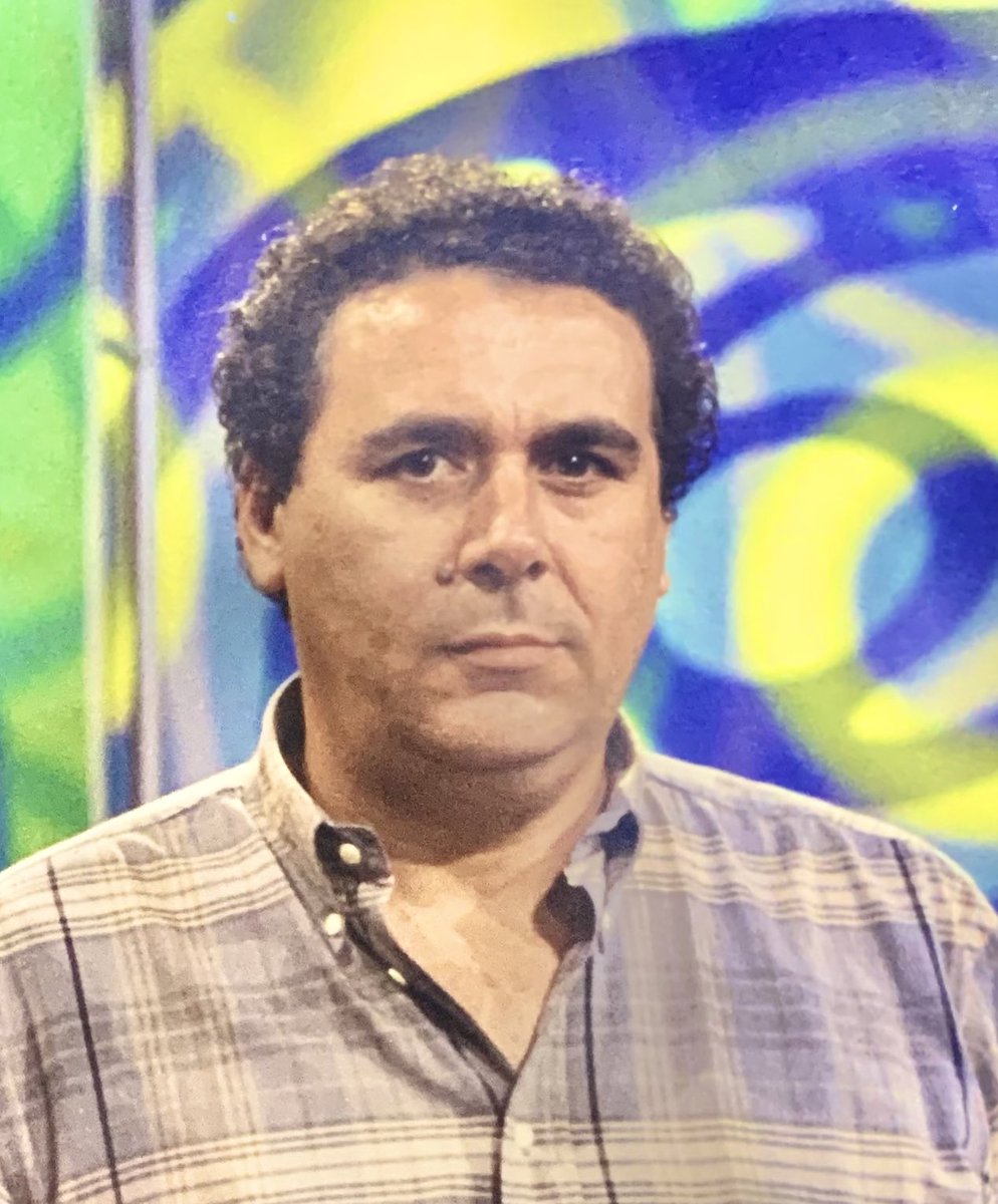 Falleció Carlos Cerutti, productor de los mas exitosos programas de humor en TV, novelas, variedades, teatro, entre ellas “La Reconstituyente”. A su esposa, hijos, demás familiares y amigos. Sentida condolencia. Adiós Che,  gracias por tu deferencia, apoyo y amistad.. Qepd