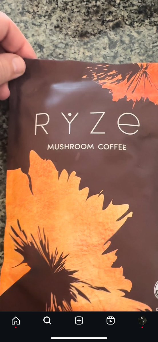 therealZvi's tweet photo. Doing something different in the new year? Well I am and wanted to share an important part of my morning routine- my coffee ritual using Ryze Mushroom Coffee.
Use my link in bio or code THEREALZVI15 for a 15% discount.  https://t.co/C02KN0kRXw @ryzesuperfoods  #howiryze https://t.co/Cjw3ROJqX4