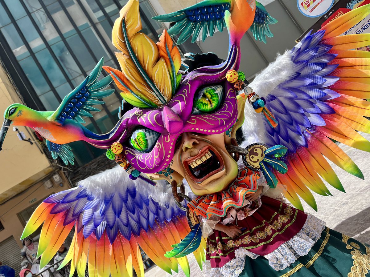 _lamafe_'s tweet photo. 2025 y una recarga de orgullo por la tierra que formó este espíritu rebelde, libre y noble. 
Reconocimiento total a los artesanos y sus fuentes de inspiración.
#CarnavalDeNegrosYBlancos2025 
#Pasto https://t.co/hwrfmZ1MDW