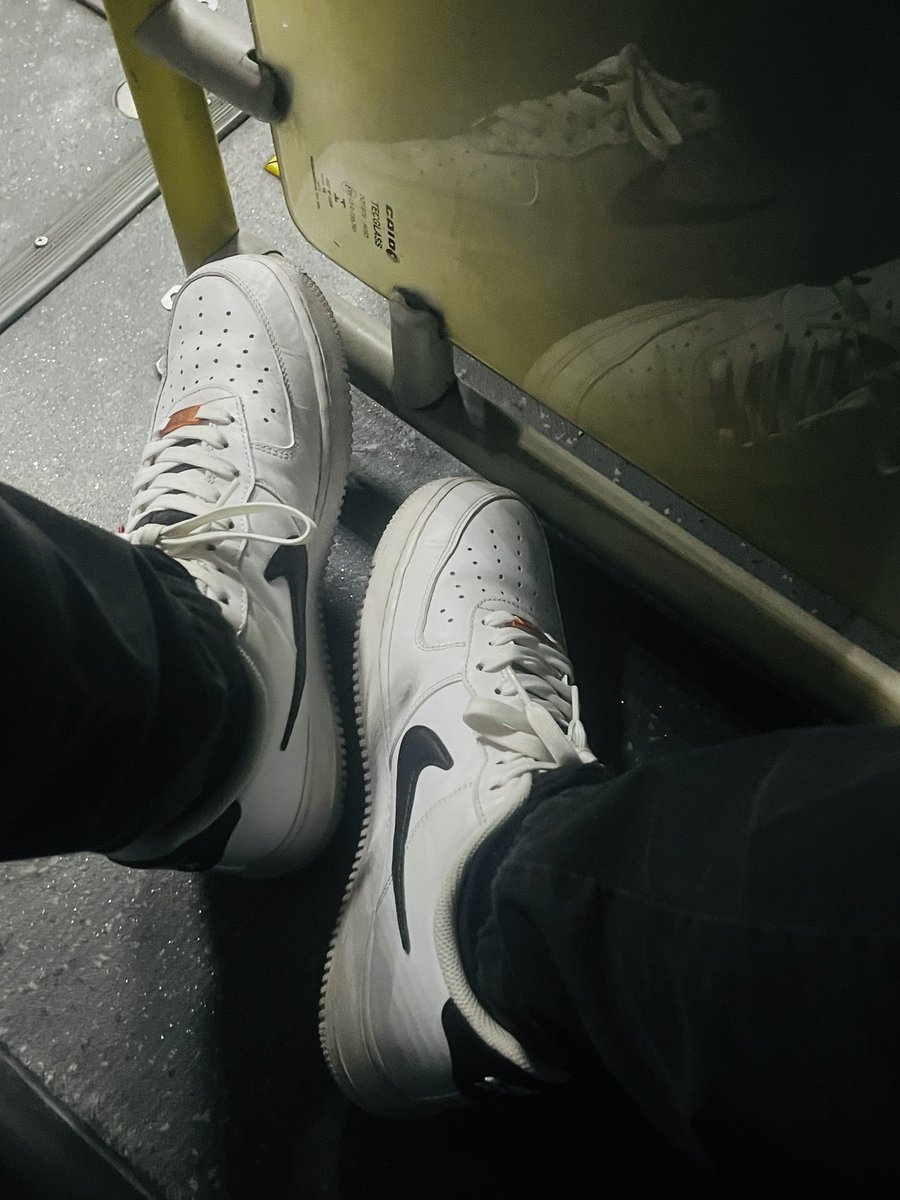 FindomMatts's tweet image. 🤑$end and feel the power of my AF1🤑

DM me f4g 🖕🏻