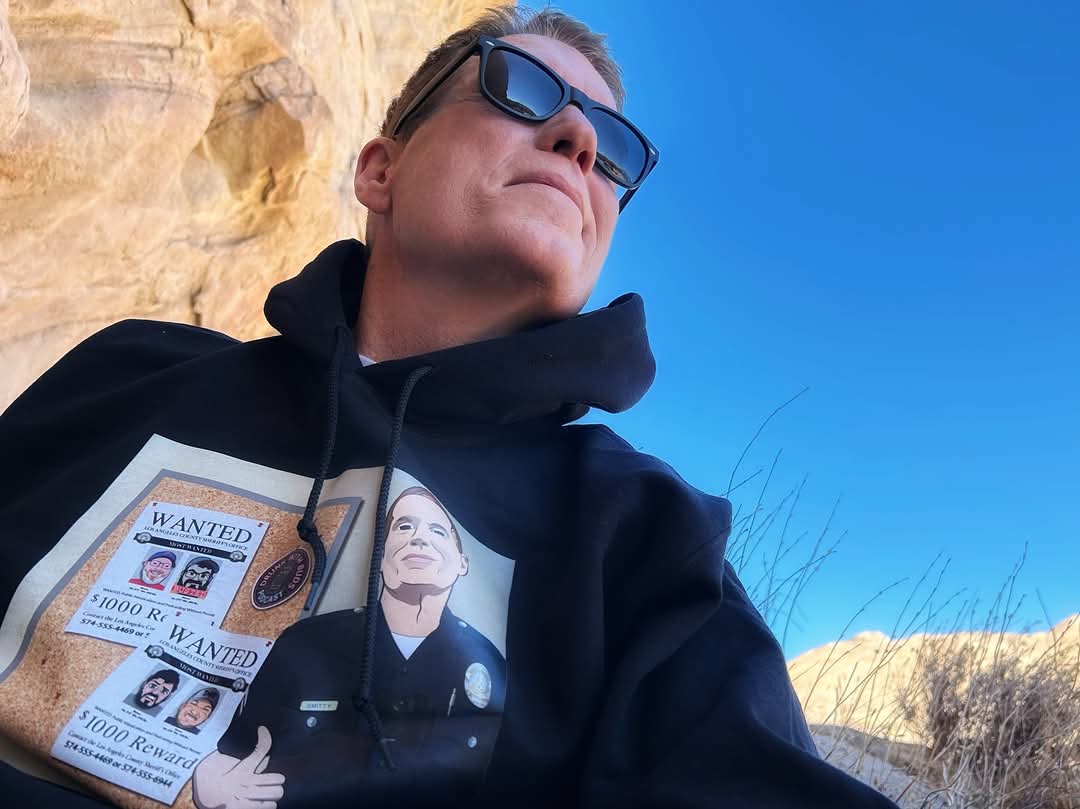 DrunkWithBuds's tweet photo. Only offered for a limited time. Smitty is on the hunt hoodie.. grab your Smitty hoodie from tee Public now!!
https://t.co/wMr8JYy0xd @brenthuff11 https://t.co/JVI4LHBqjA