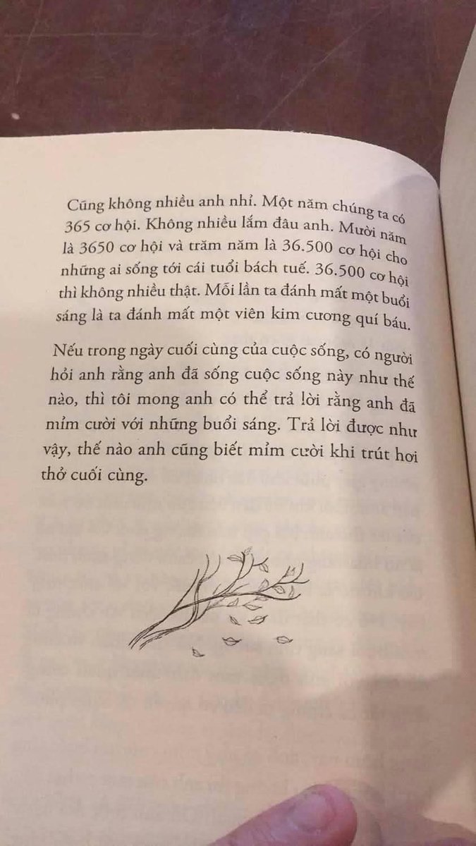 1 năm có 365 ngày là 365 cơ hội khác nhau để mỗi người có thể hoàn thành xứ mệnh mà cuộc đời giao phó Chỉ cần 1 tia hi vọng,1 niềm tin nho nhỏ để thay đổi,suy và hành động, dù là tuổi 20 đang xuân thì hay U40 đi chăng nữa không có gì là quá muộn để bắt đầu.