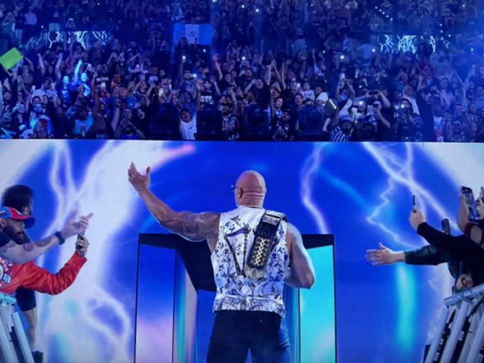 IF YOU SMELL……WHAT THE ROCK IS COOKING‼️ 

#WWEonNetflix