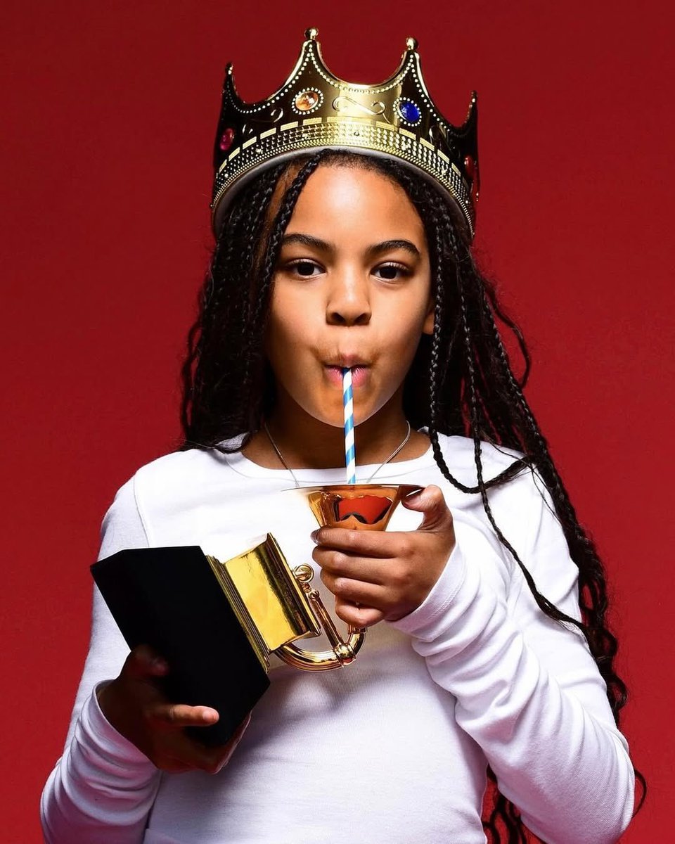 shauvikkumar's tweet image. Happy 13th birthday to the unstoppable Blue Ivy Carter! 🎉💙 From the unforgettable VMAs pregnancy reveal to her epic NFL halftime debut, she's been shaping pop culture since day one. The future is hers! 👑✨ #BlueIvy #LegendInTheMaking #HappyBirthday