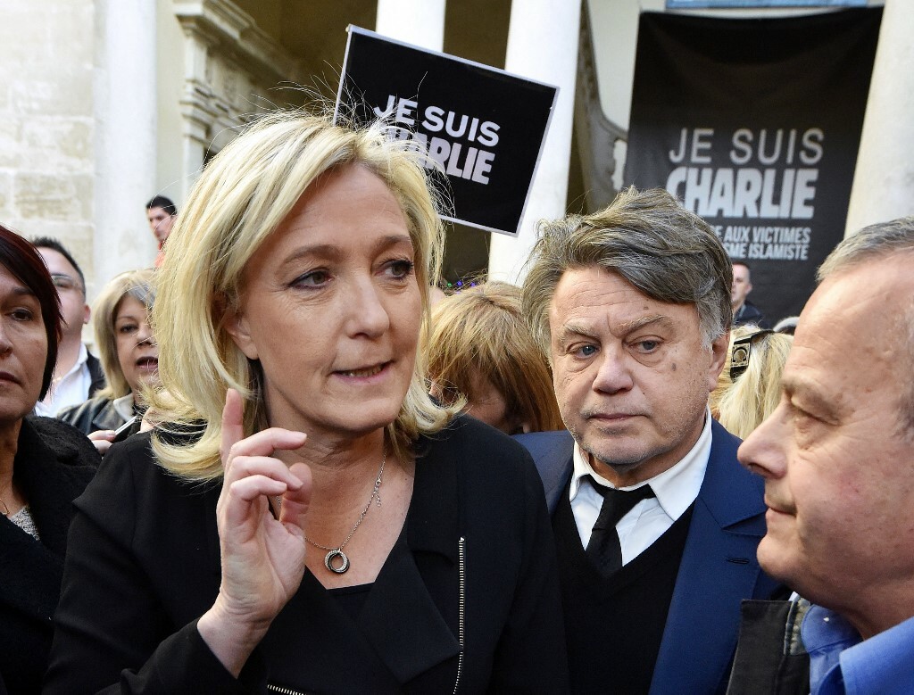 Charlie Hebdo : c’est dur d’être aimé par l’extrême droite 

Dix ans plus tard, le Rassemblement national continue d’instrumentaliser l’attentat contre Charlie Hebdo – qui lui était farouchement hostile – pour mieux propager son islamophobie ➡️ l.humanite.fr/npL