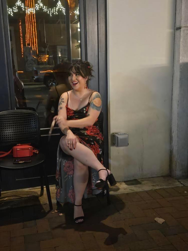 tinycherub97's tweet photo. I'm ready to be a James Bond femme fatale https://t.co/ZuIZ6XMcWc