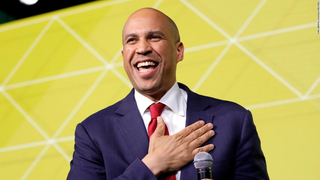 DisavowTrump20's tweet image. RETWEET to wish @CoryBooker a happy birthday!