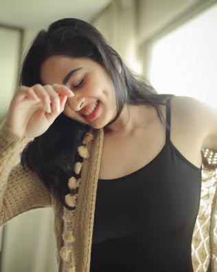 जीवन की सच्ची सम्पति है हँसता हुआ  चेहरा  और हँसता हुआ मन ...✍️
Good morning 😊
<a href="/WildCat_Mahi/">Your Kitty Mahi 🐈</a> 
<a href="/Priti33591/">प्रीति</a> 
<a href="/cuty_dipanshi/">Dipanshi</a> 
<a href="/DreamGirlSavi/">Savita 🪽</a> 
<a href="/Rupaali_p/">રૂપાલી</a> 
<a href="/Su_hani8/">❦❦ su.. ❦❦</a> 
<a href="/Radiant_Radhika/">Daddy's Princess</a> 
<a href="/Drkamini925433/">Dr kamini</a> 
<a href="/SheelaLKO/">Tanvi Mishra</a> 
@Anwaya_Kel 
<a href="/tipsypooja/">Pooja Tiwari✨</a> 
<a href="/jtanu98/">Tanisha (तनिषा)</a> 
<a href="/kamini__33/">kamini</a> 
<a href="/n_gupta1986/">N_gupta</a>