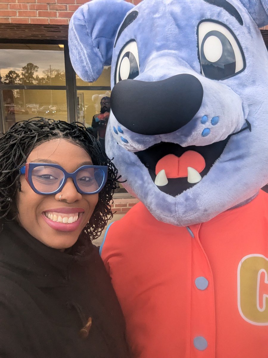 Loyd E. Auman Elementary tweet media