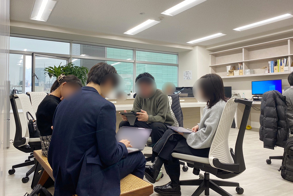 Recreate_inc's tweet image. 【 BLOG 】
新年会の様子をスタッフブログで公開しました。
代表井上の新年のあいさつ、チーム毎のMTGの様子など、リクリエイトの社内風景をぜひご覧ください😊

URL：remansion.jp/staffblog/1872…
#内装デザイナー #内装施工管理 #中途採用 積極募集中！